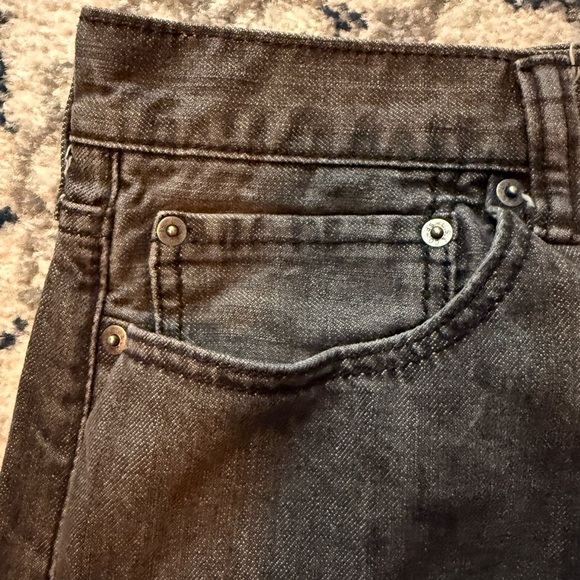 Levi's 562 Black Button Fly Mens Jeans Tag Size 38x34 Measures 38x30 Loose Fit - Picture 5 of 14